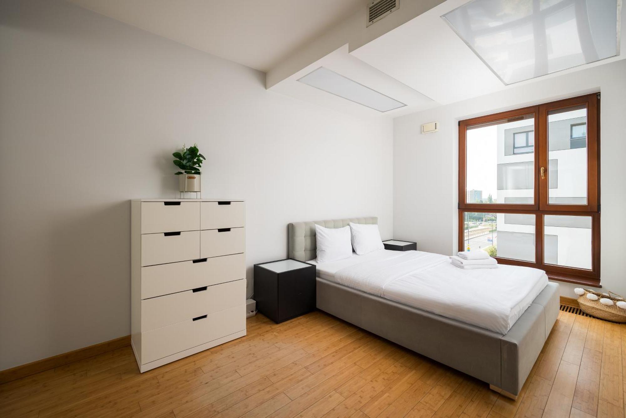 Ochota Spacious