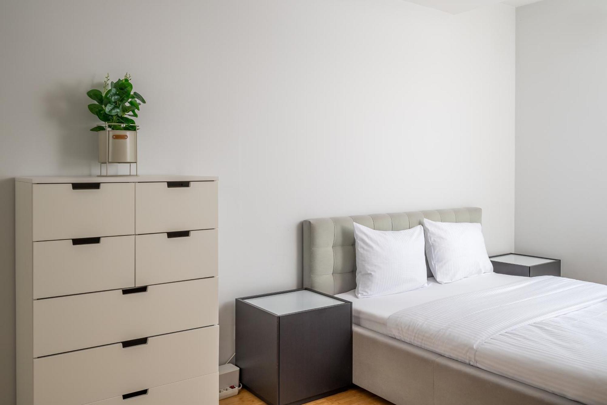 Ochota Spacious *