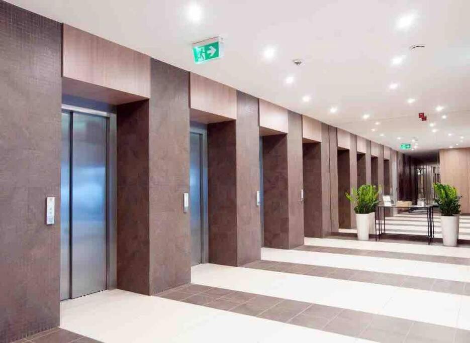 Urban Chic - - Rondo Onz - Center - Pereca Apartment