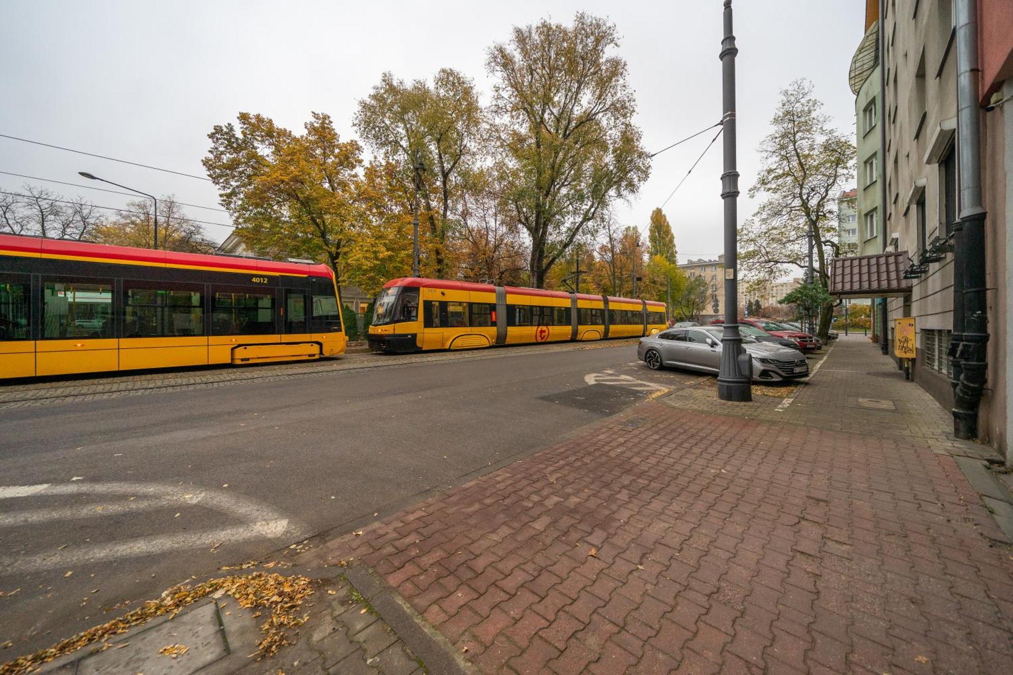 Praga - Parking, Tram&shops Nearby - By Rentujemy Apartament Warszawa