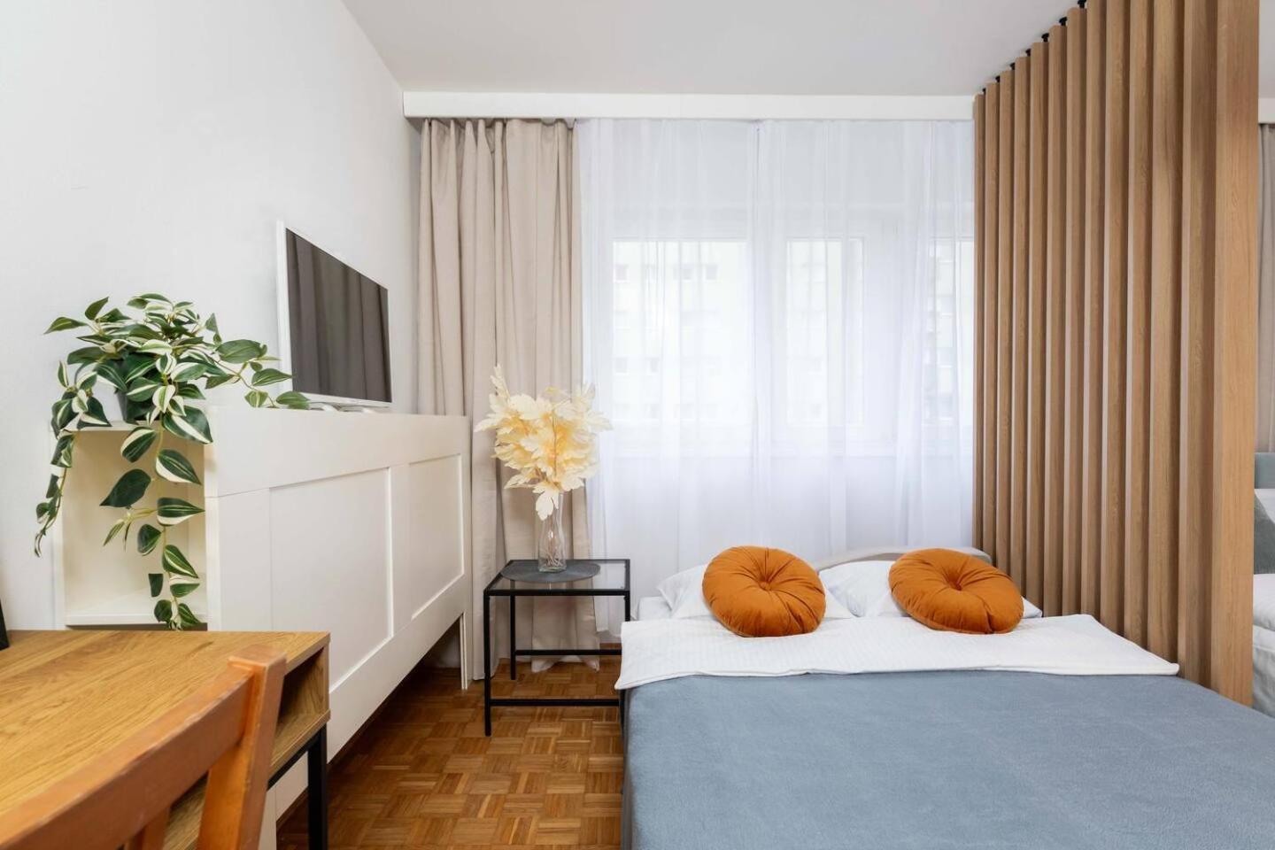 Lily Wola Ratusz Apartment *