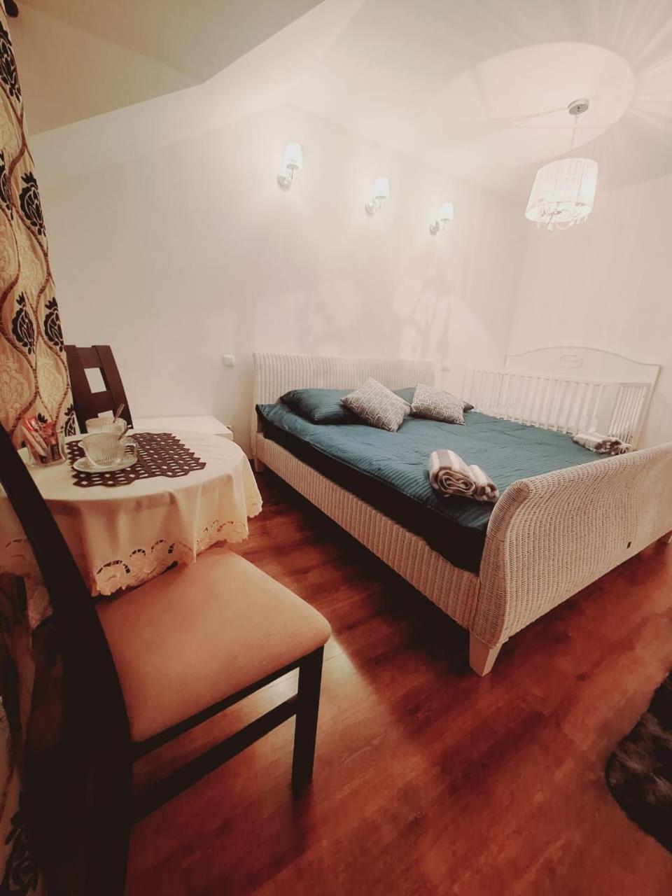 Casa de hóspedes Varzob Varsóvia