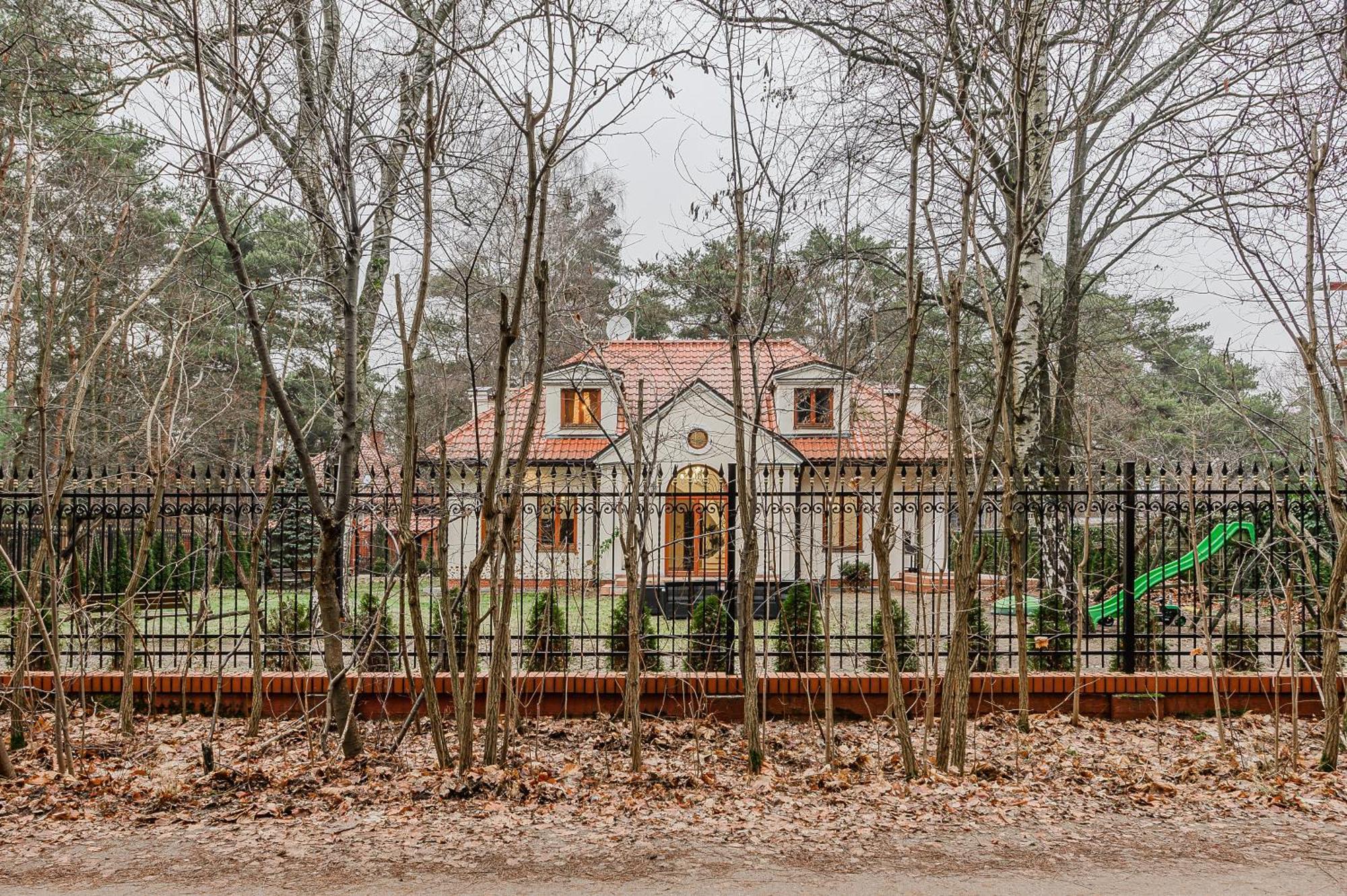 Villa Lumina Amazing House In *