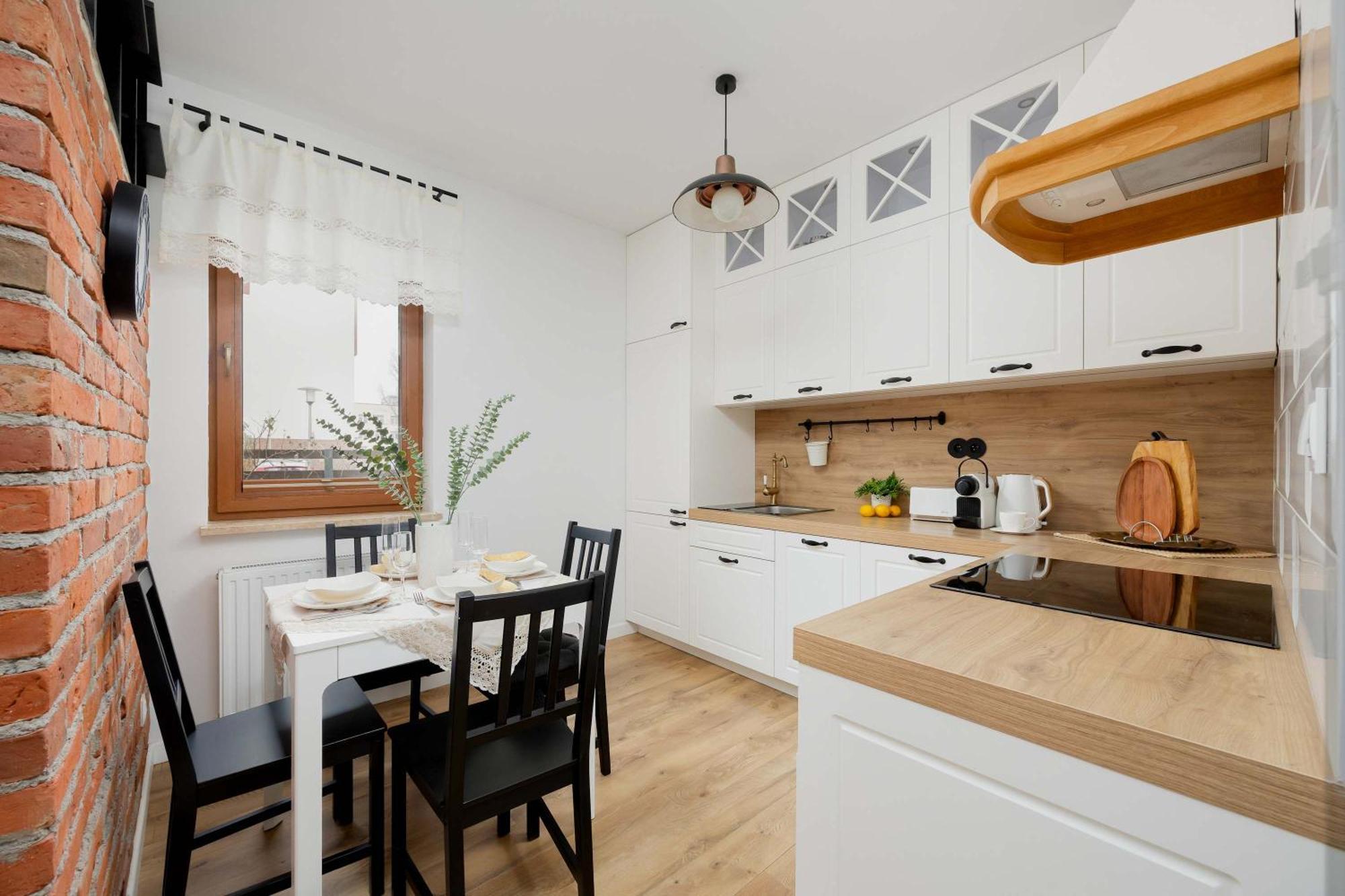 Căn hộ With Parking And Garden Near The Pge Stadium In By Renters *