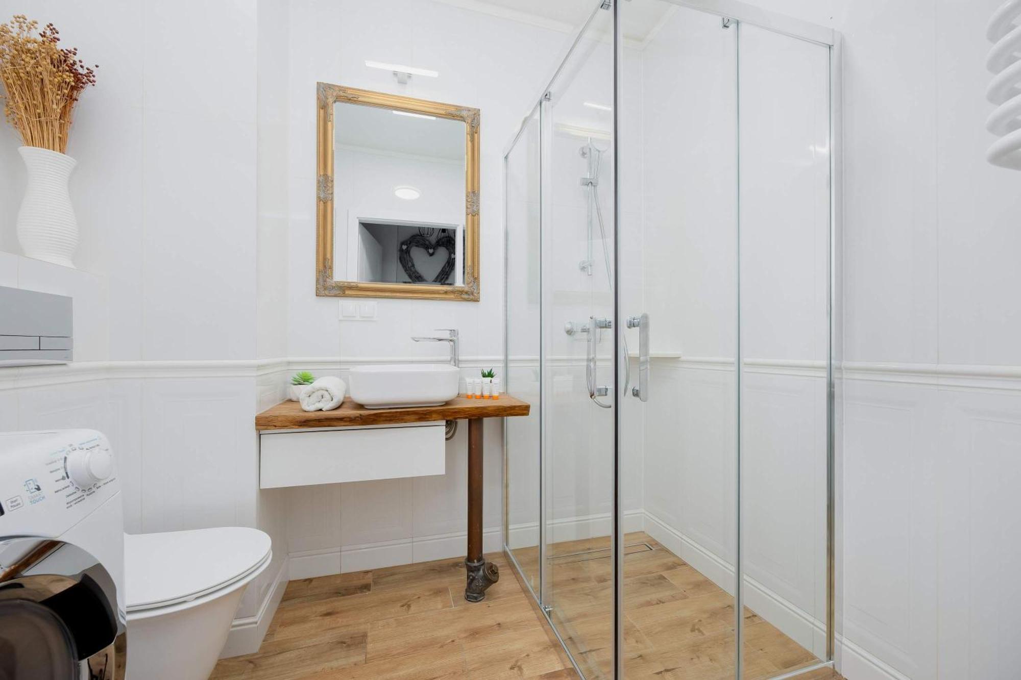 Căn hộ With Parking And Garden Near The Pge Stadium In By Renters