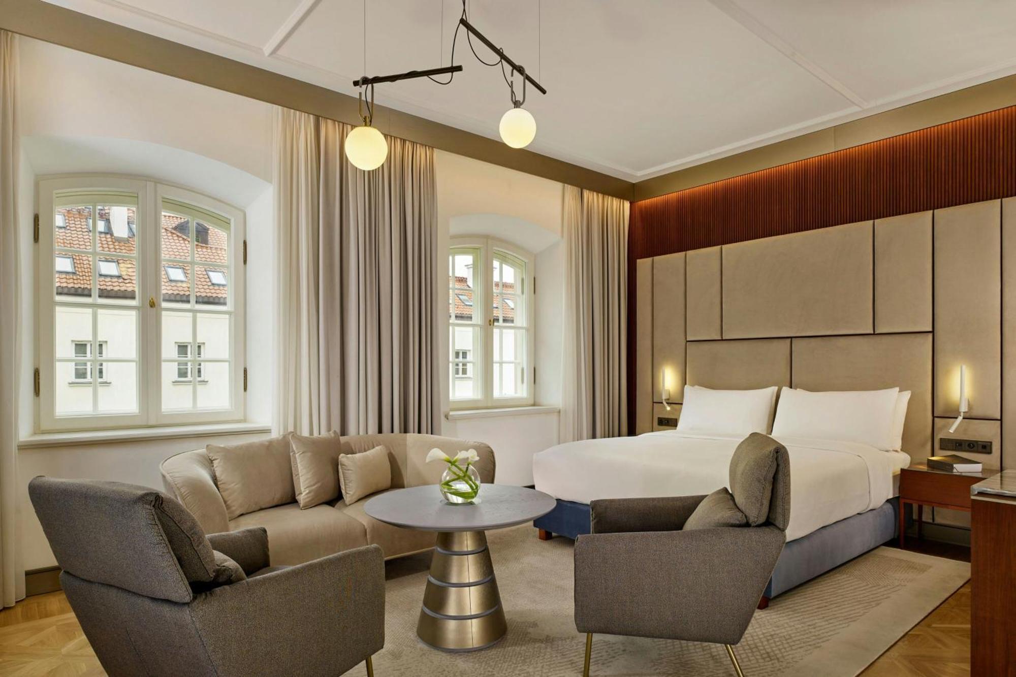 Verte, Warsaw, Autograph Collection 5*
