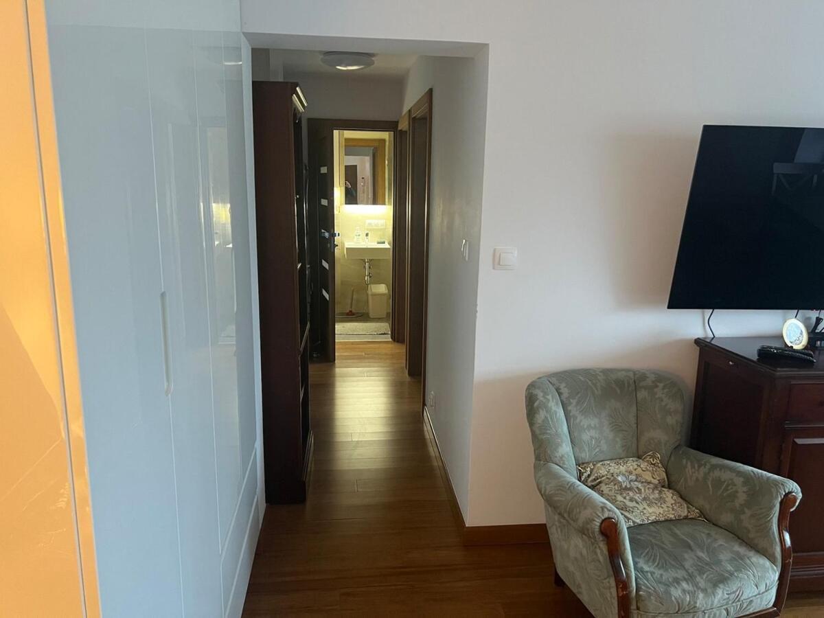 Stylish Apt, Palace View Apartment