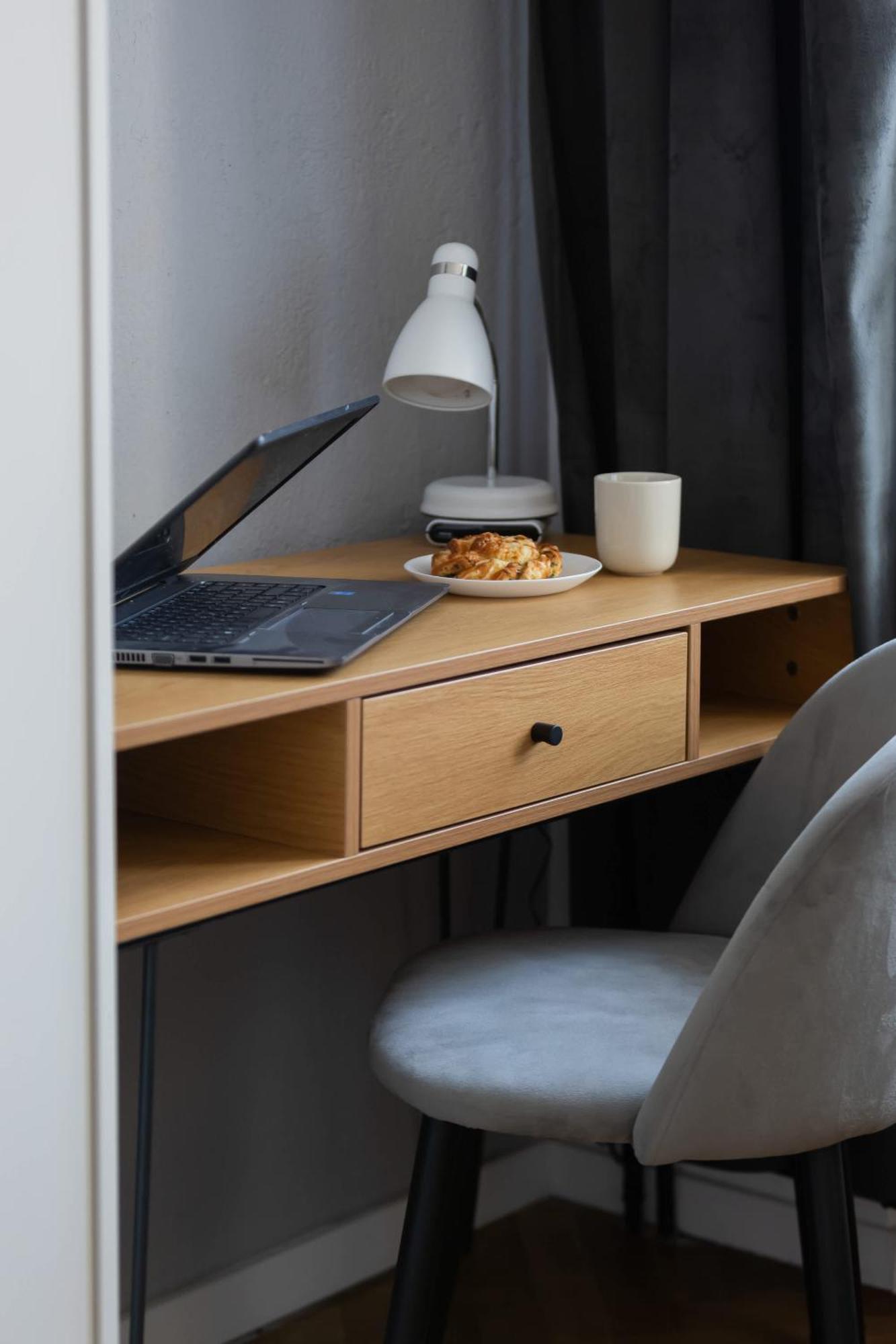 Tasteful In By Renters *