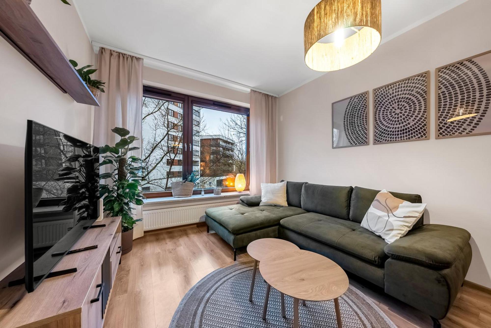 Zoliborz - Gym, Workspace, Bus Nearby - By Rentujemy