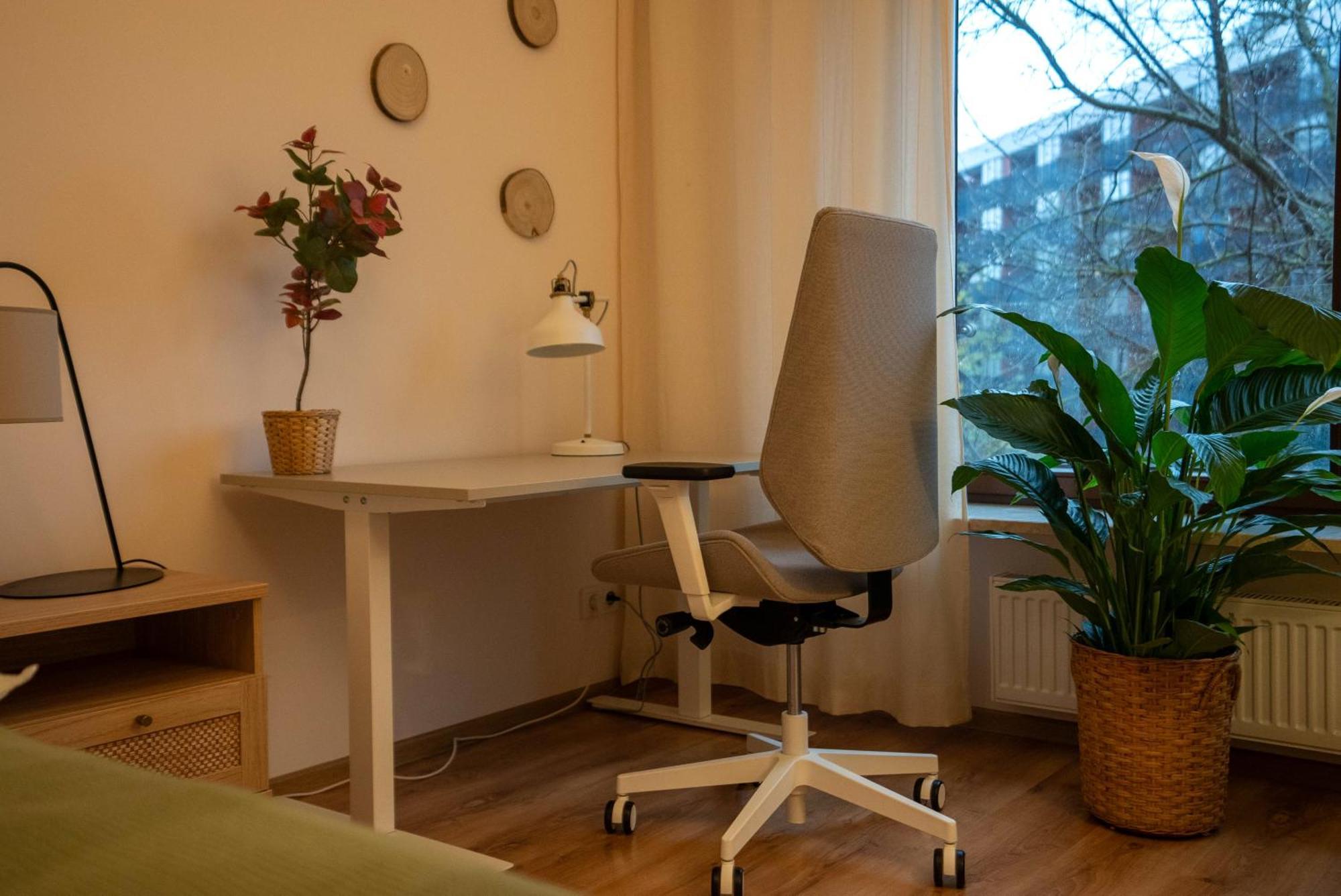Apartment Zoliborz - Gym, Workspace, Bus Nearby - By Rentujemy Warsaw