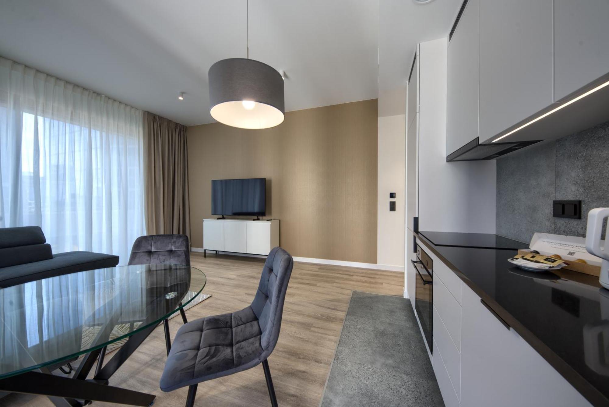Towarowa Towers Apartment Warsaw