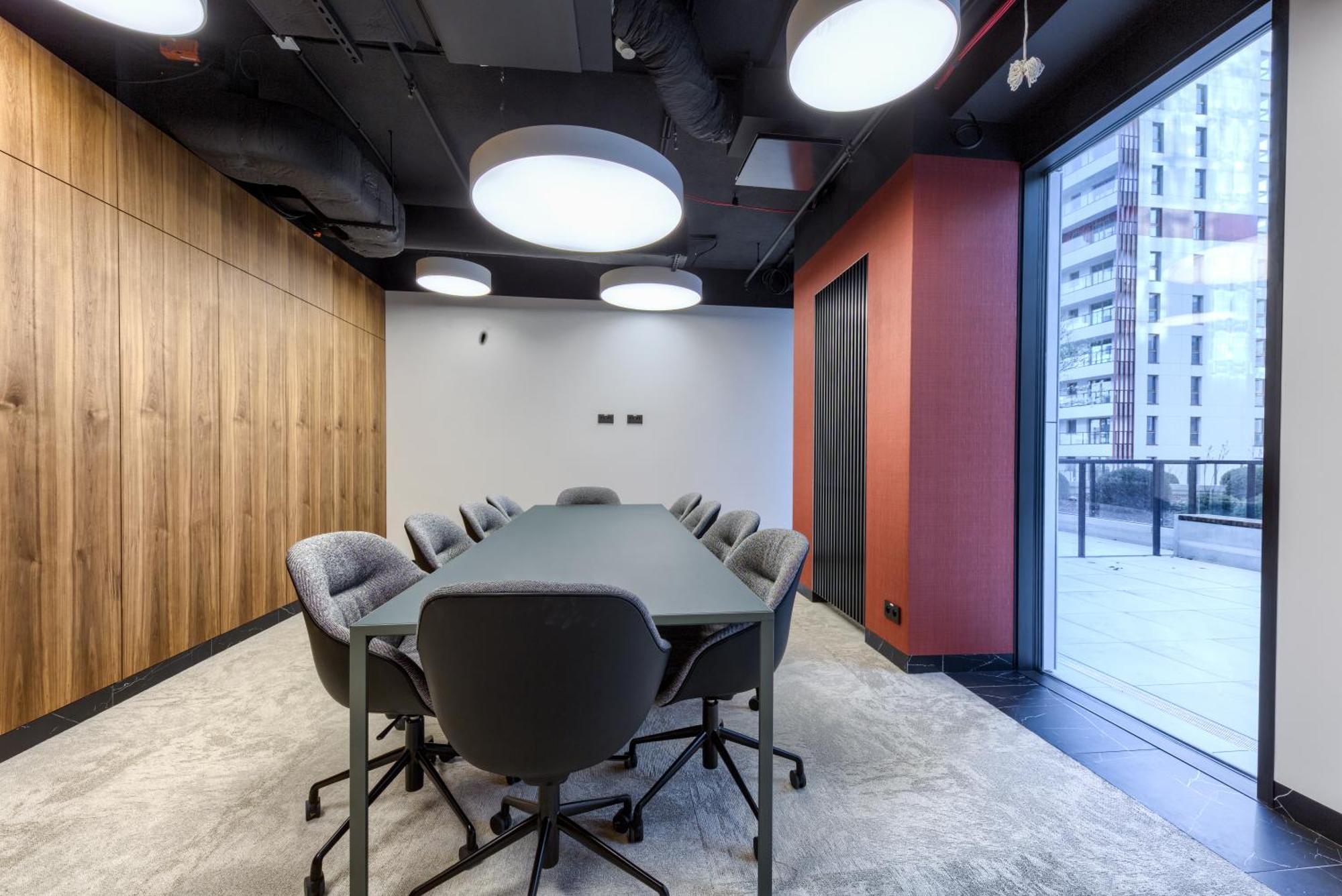 Towarowa Towers Apartment