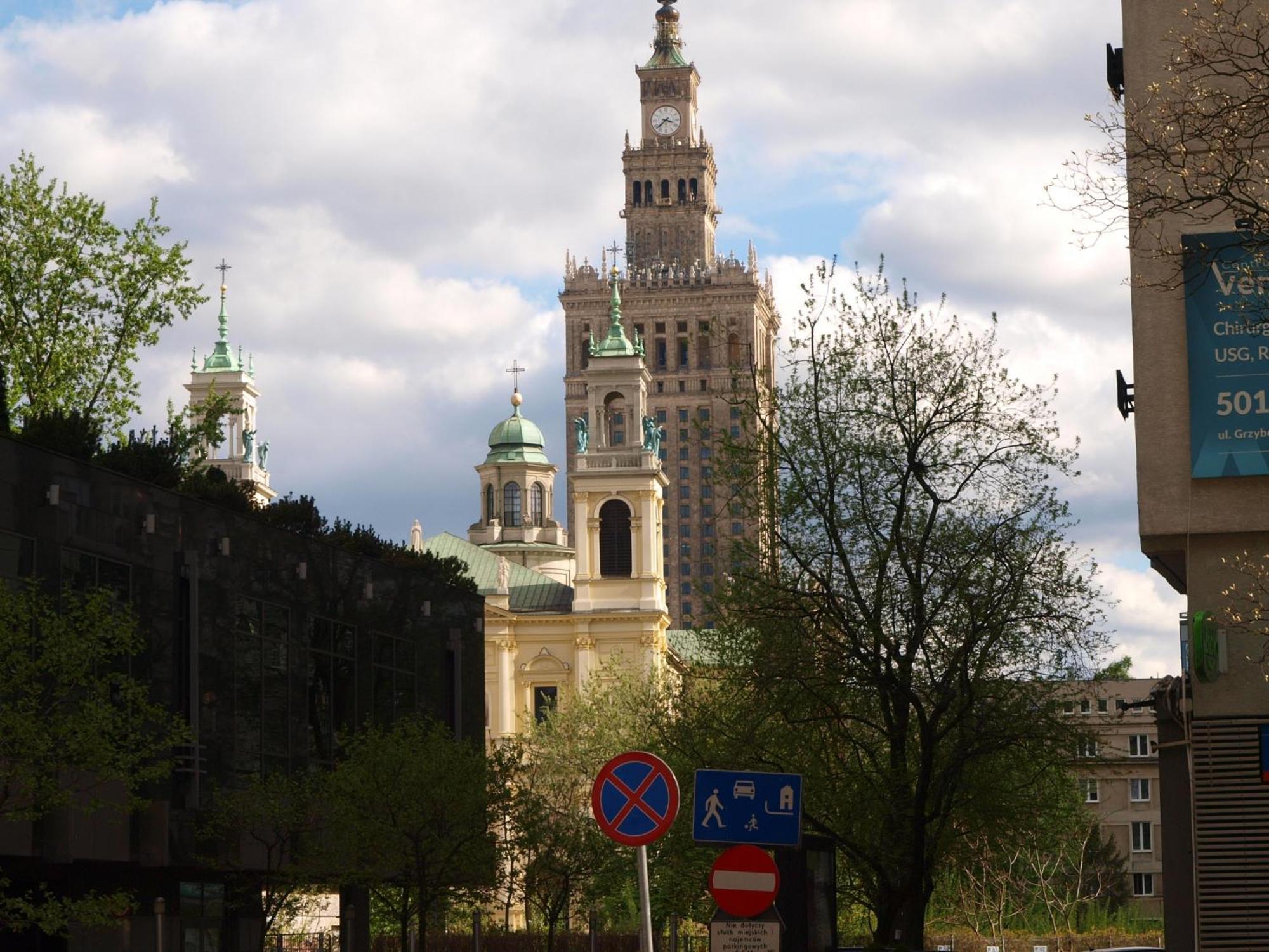 Rondo Onz Apartment Warsaw