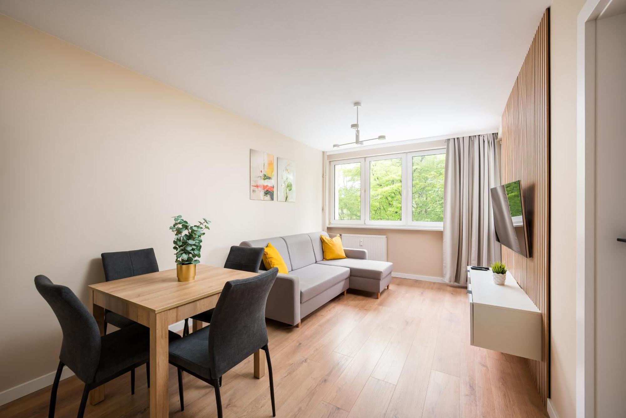 Apartment Plac Zawiszy Deluxe Warsaw