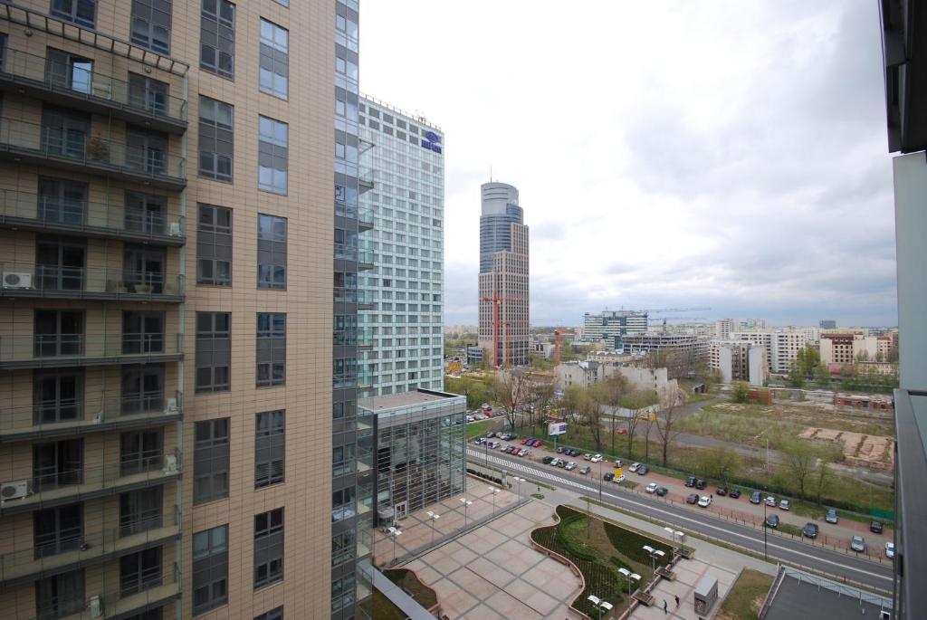 Aparthotel Platinum Towers Country 2 Country 4*