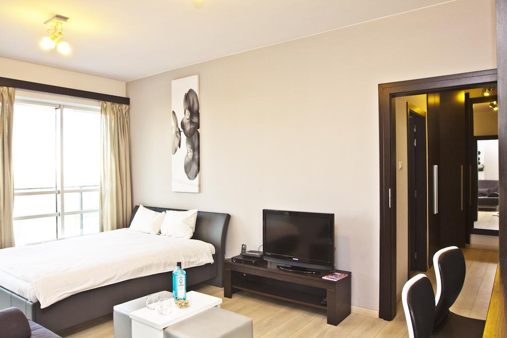 Platinum Towers Country 2 Country Warsaw