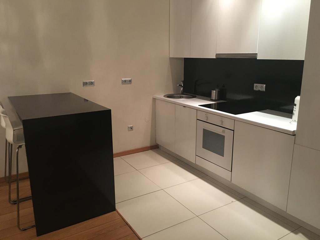 Platinum Towers E