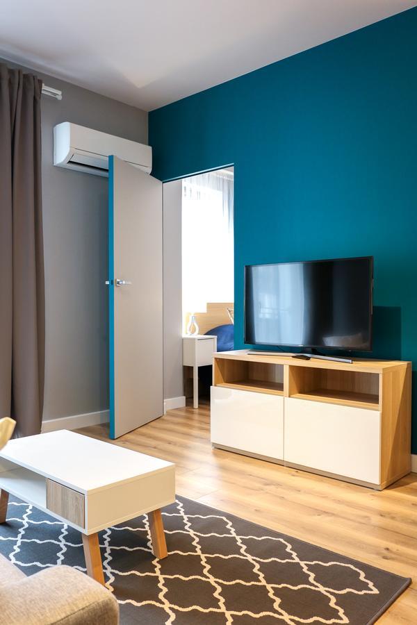 Roommate Cybernetyki 4.1 Apartment Warsaw
