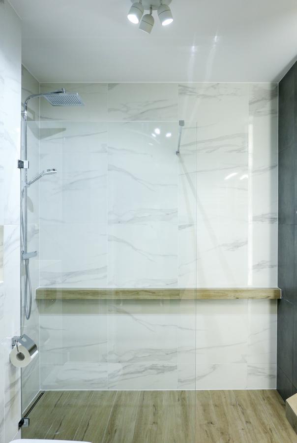 Roommate Cybernetyki 4.1 Apartment *