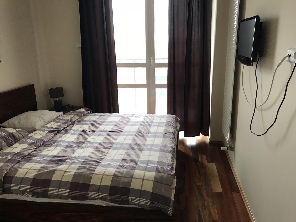 Platinum Towers E Aparthotel 4*
