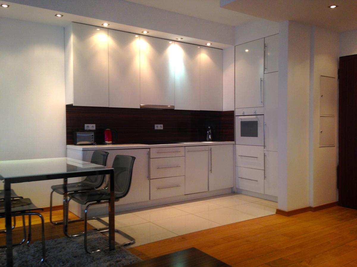 Platinum Towers E