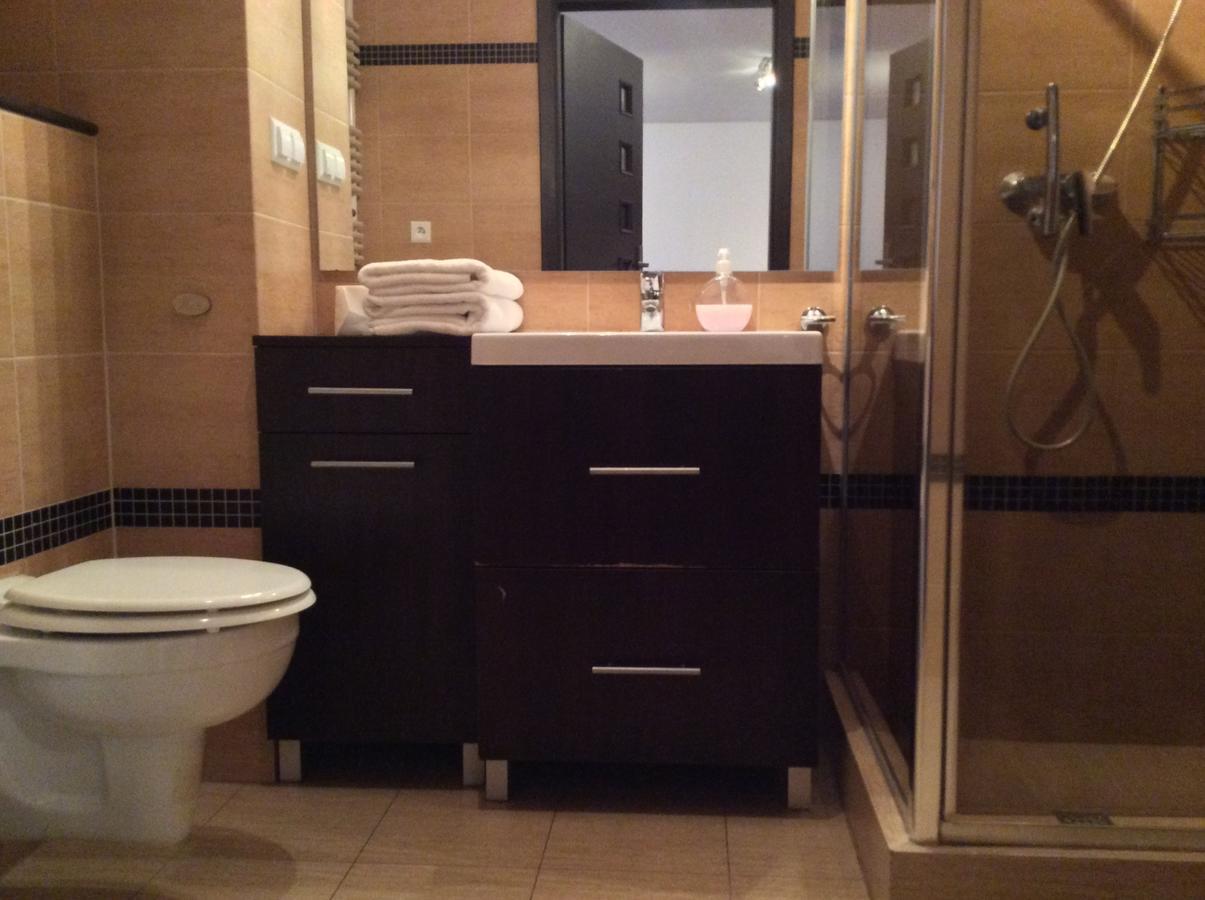 Platinum Towers E 4*