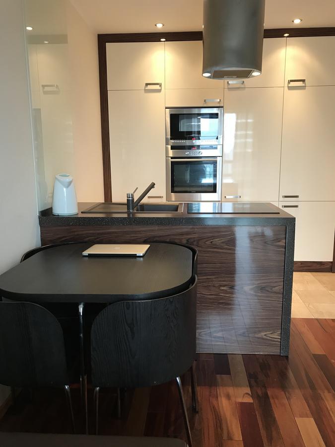Platinum Towers E 4* Warsaw
