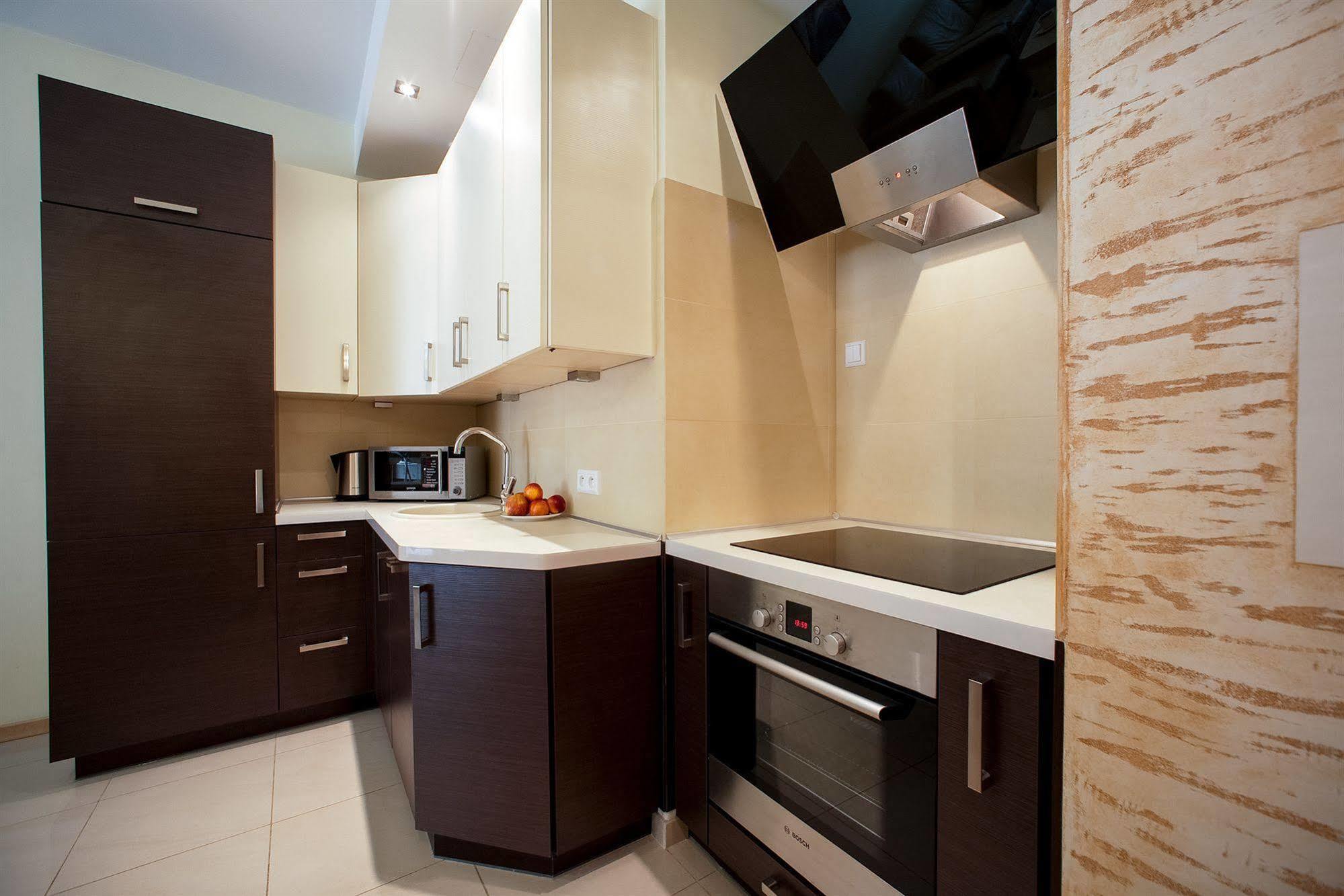 Platinum Towers E 4*