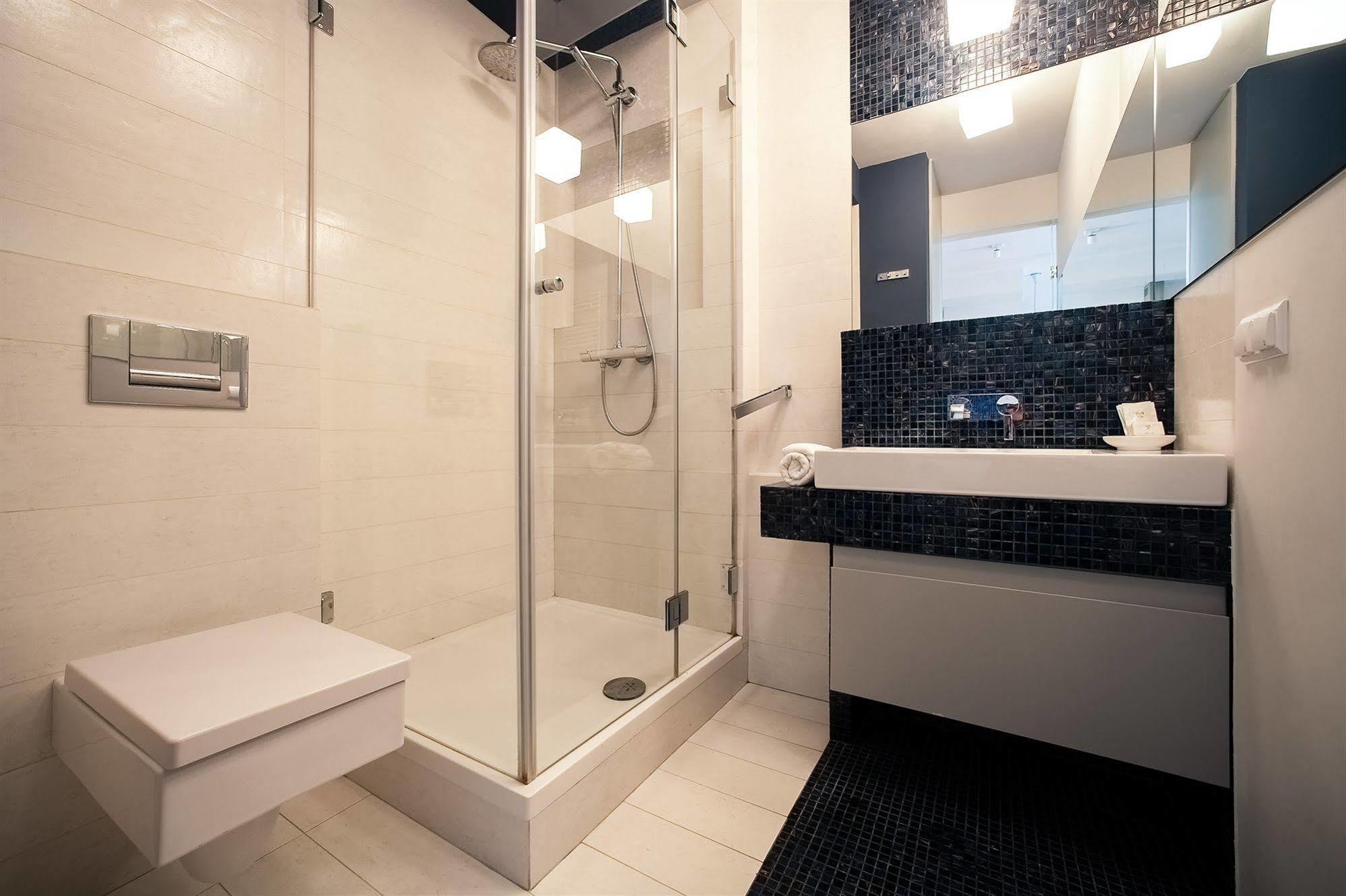 Platinum Towers E