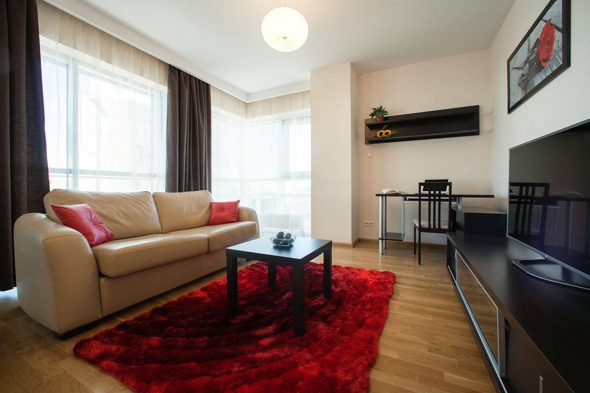 Platinum Towers E Aparthotel 4*