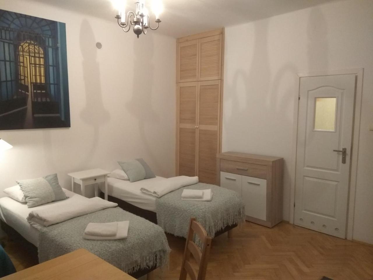 Apartment Studio Iwicka Warsaw