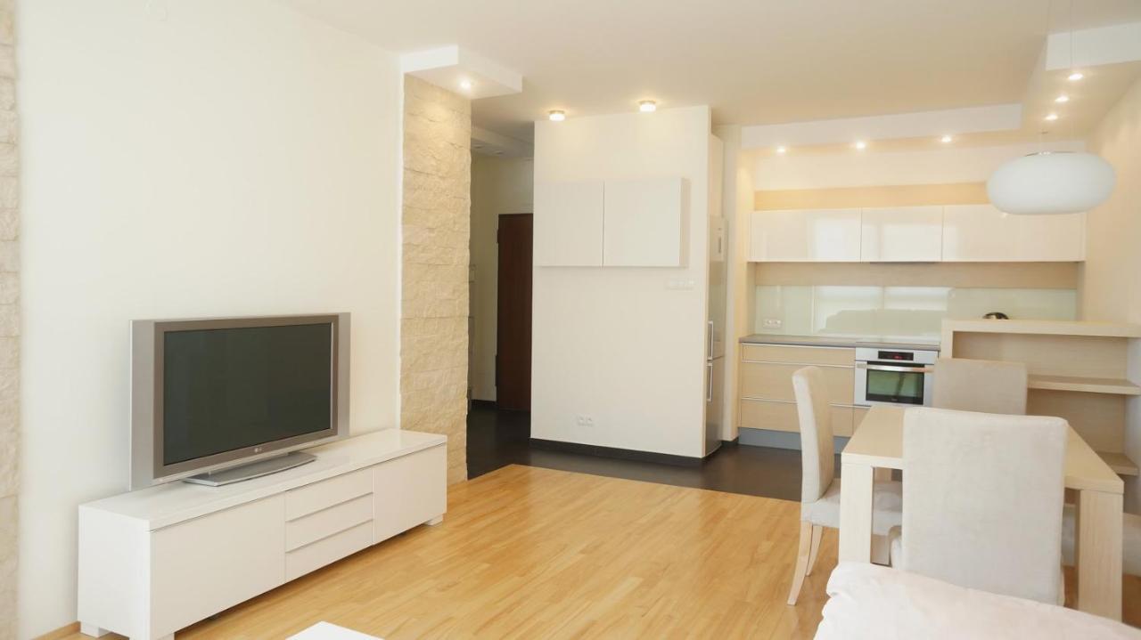 Platinum Towers Country 2 Country Aparthotel Warsaw