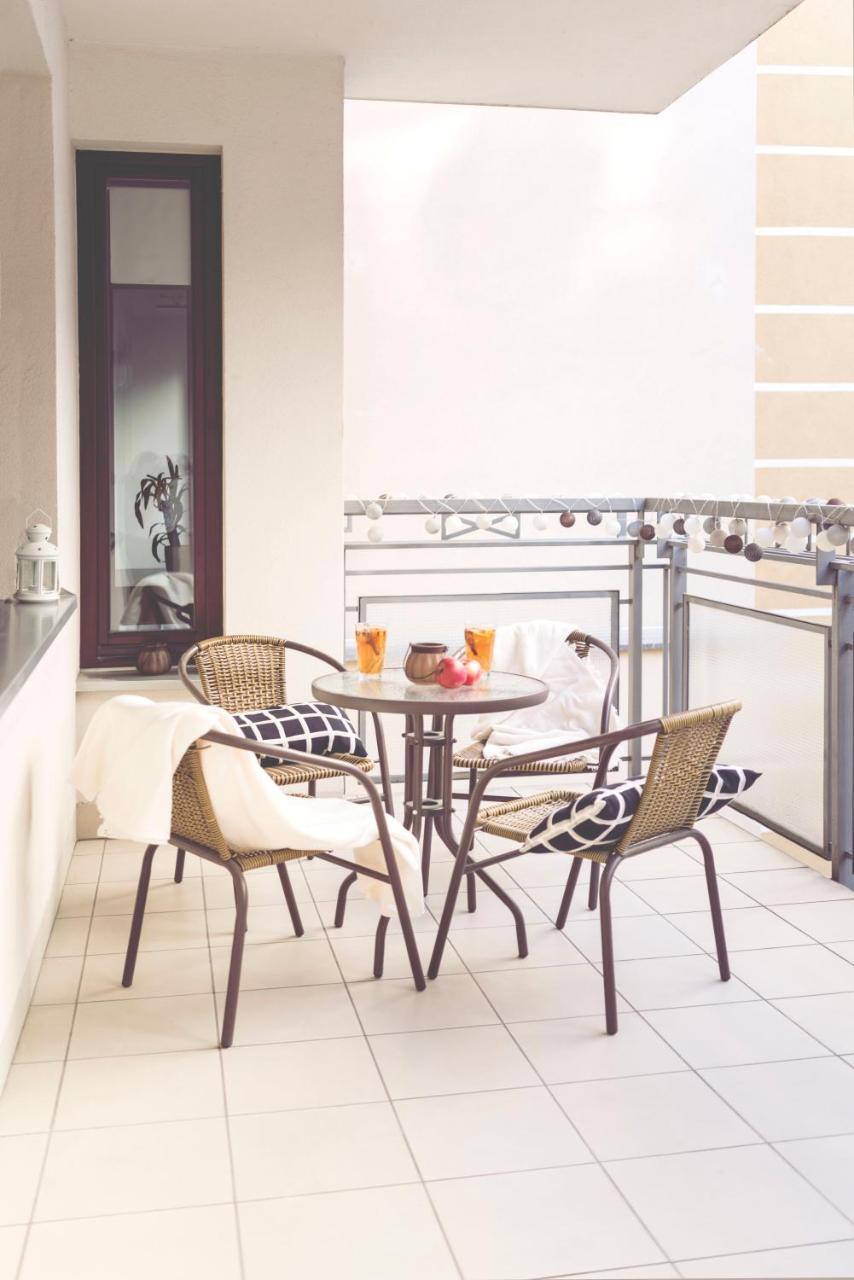 Ap-apartments Wspolna No. 50 * Warszawa