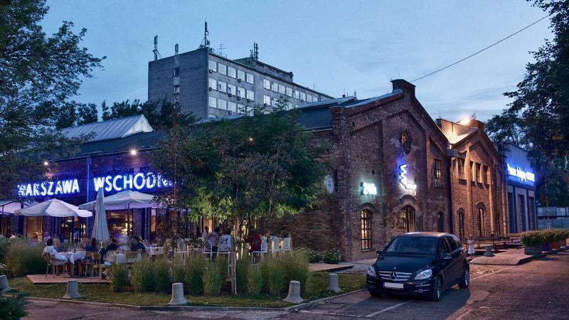 P&o Serviced Soho Factory Apartment Warsaw