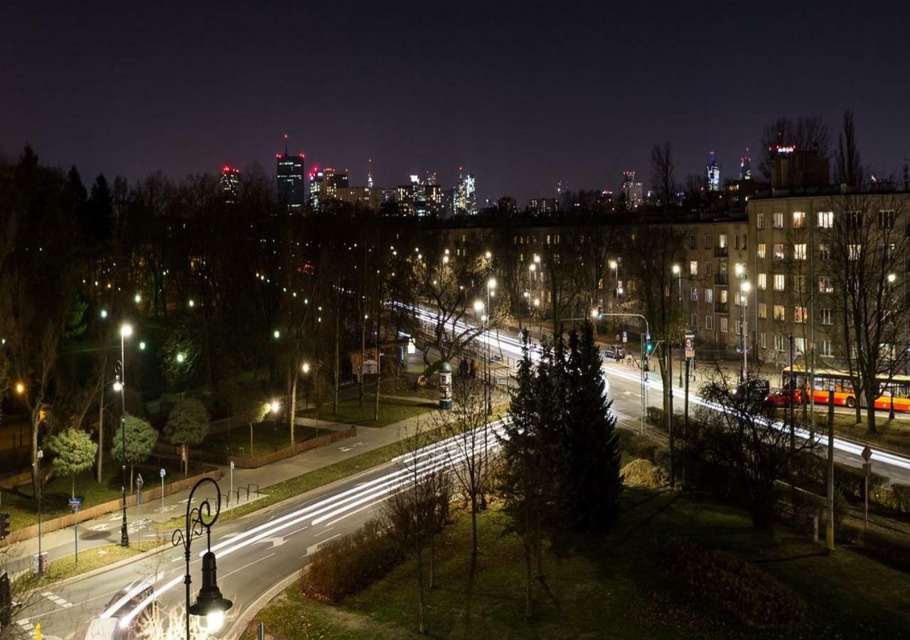 Krasinskiego 8 - Plac Wilsona *