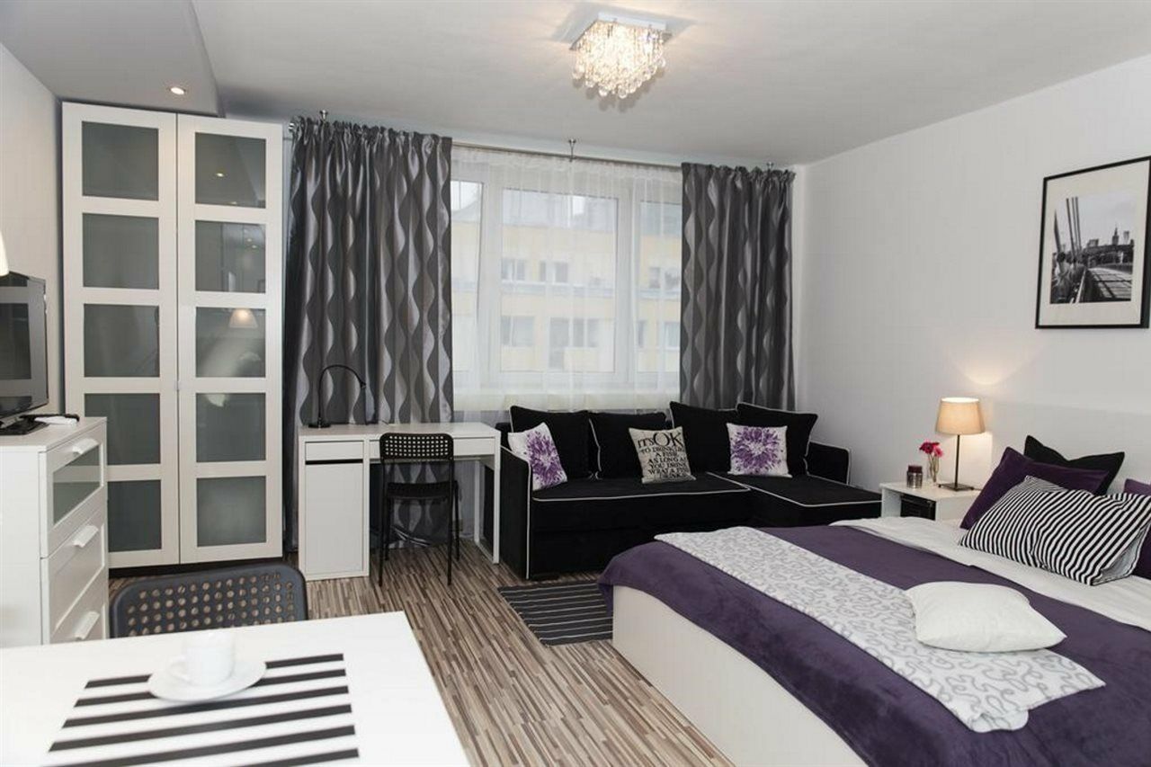 Apartment Warsawrent Centralna Warsaw