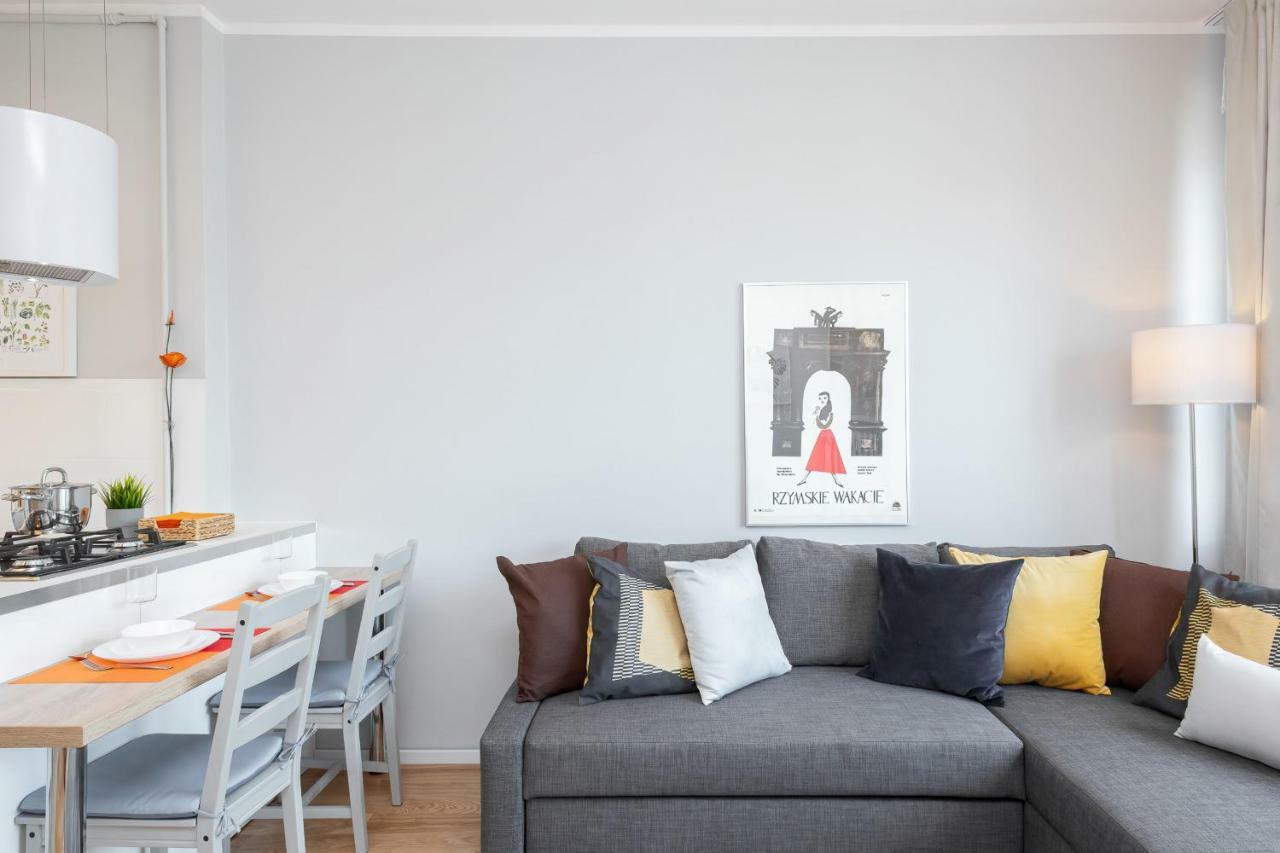 Center By Renters