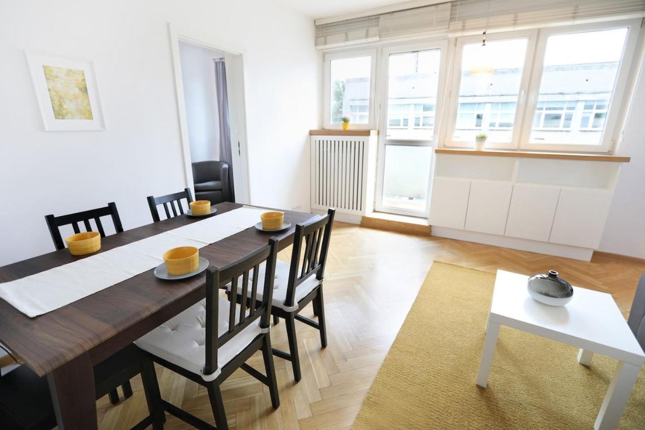 Bright And Charming- Golden Apartments- Old Town