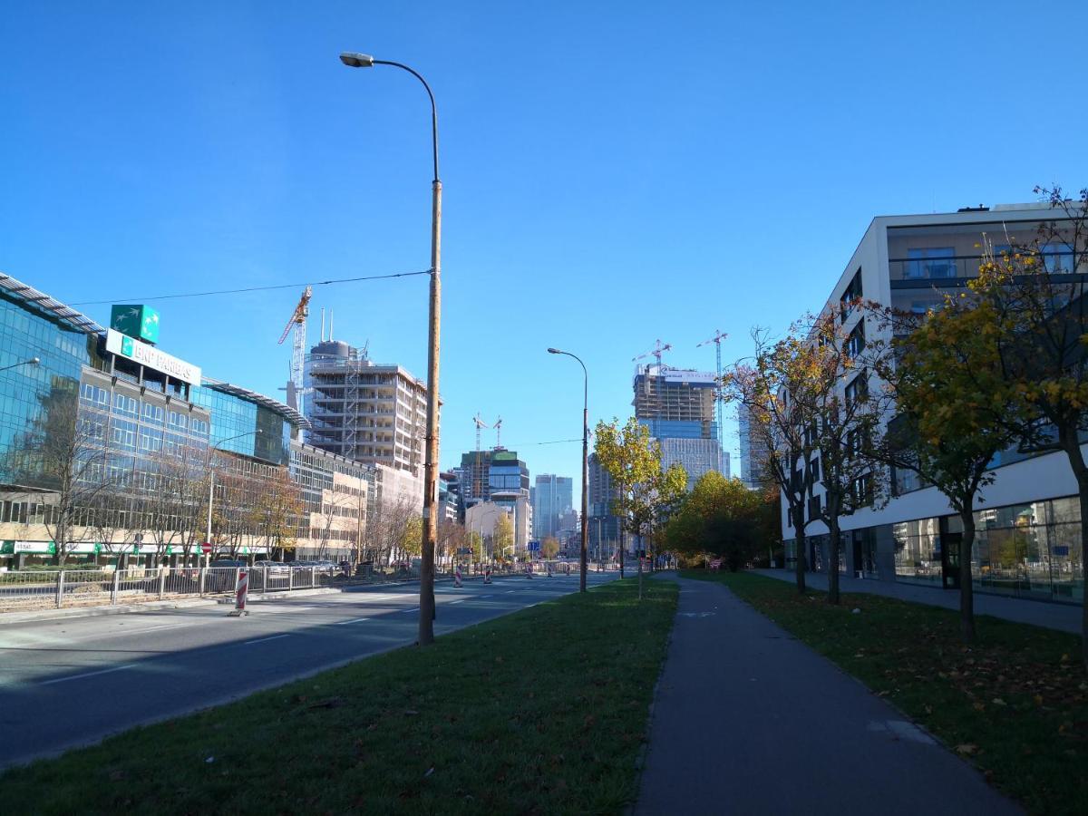 Hestia Kasprzaka 7 Warsaw