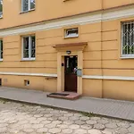 Rent Like Home - Nieklanska 9/11