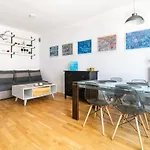 Rent Like Home - Krucza 46