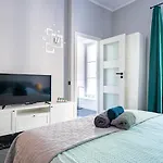 Stylish Studio In The Heart Of The City.
