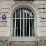 Shortstaypoland Klonowa
