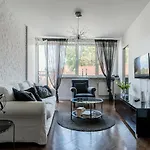 Luxury Apartment In The Old Town Warsaw