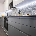 Nowoczesny Apartament - Saska Kepa