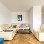 Comfortable And Cozy- Golden Apartments- City Center&T44