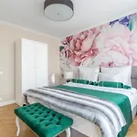 Glam Apartments City Center