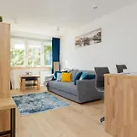 Apartments City Center Ochota By Noclegi Renters