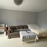 Airport Comfy Guest House