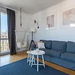 Sleepwithus Wilcza Apartment